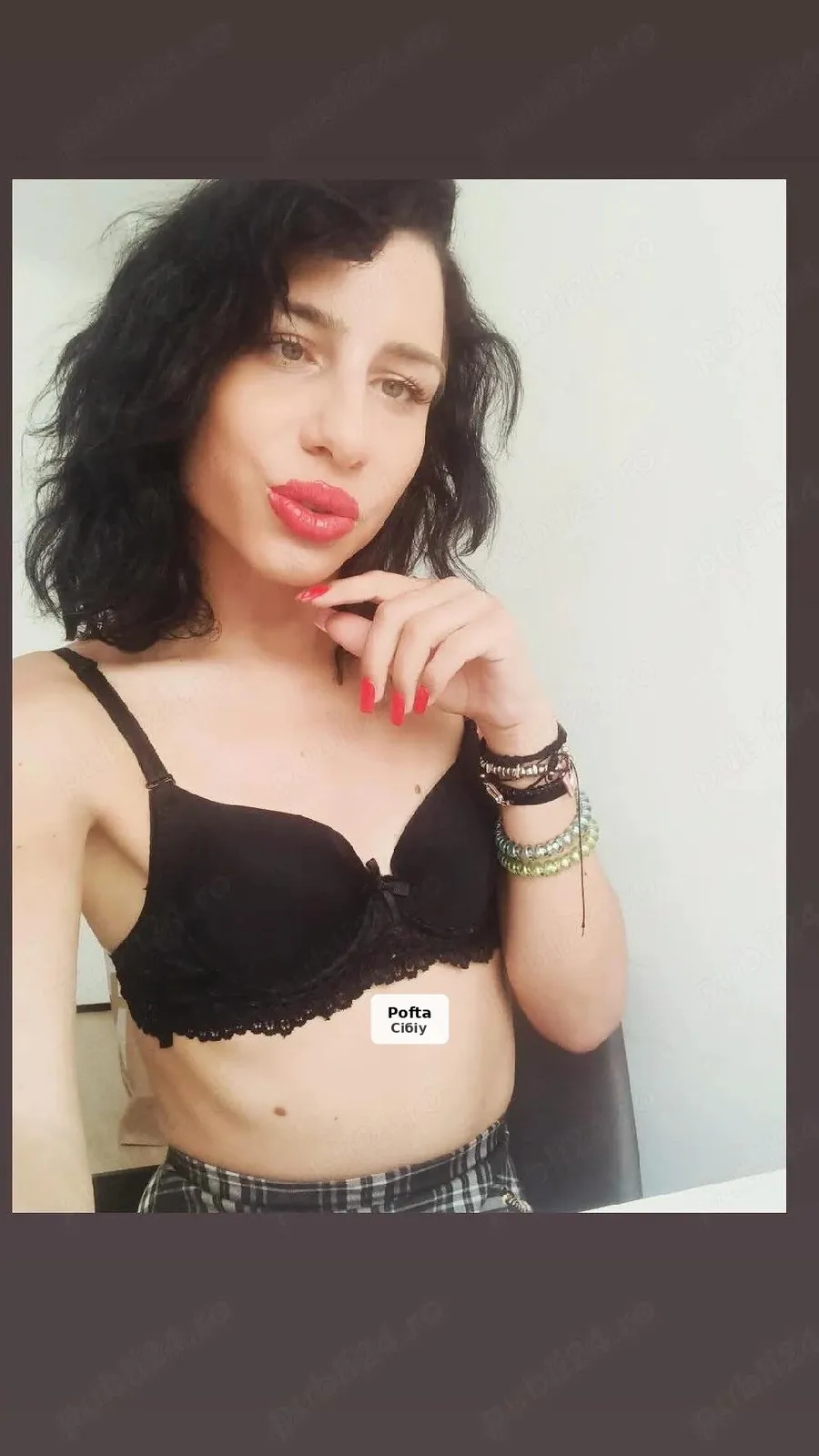 Transexuală elegantă, accept și începători - 1/3