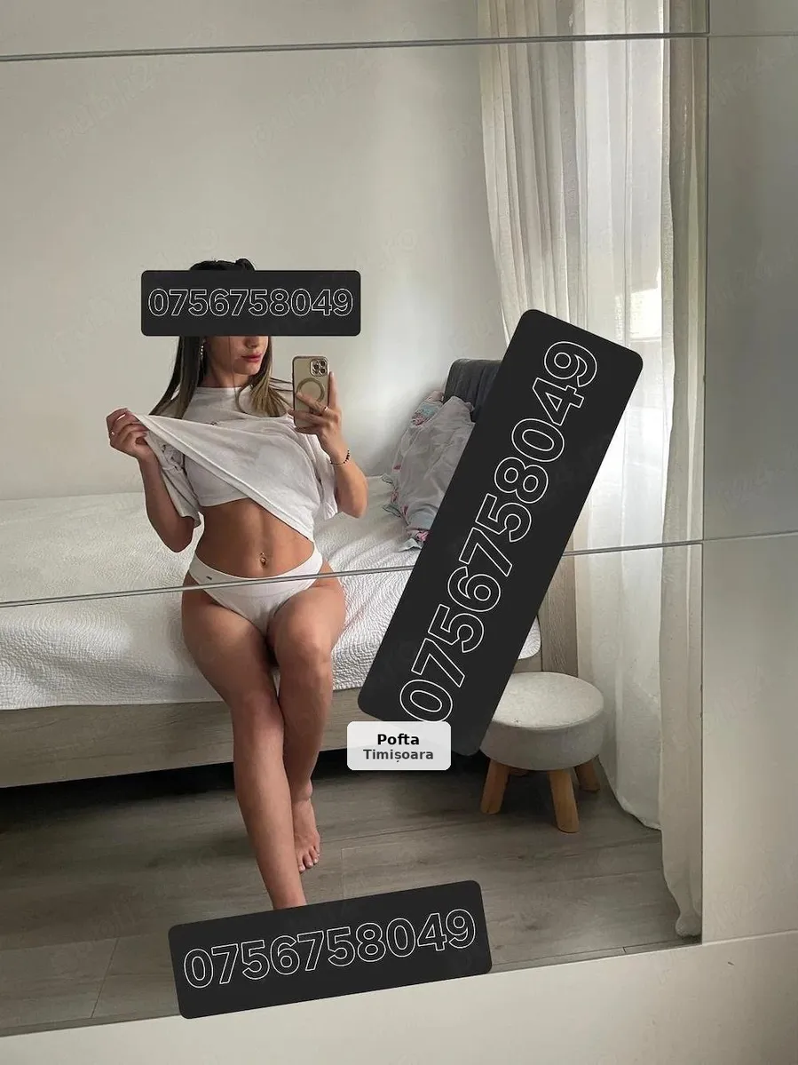 Amalia, attractive and discreet blonde - 1/5