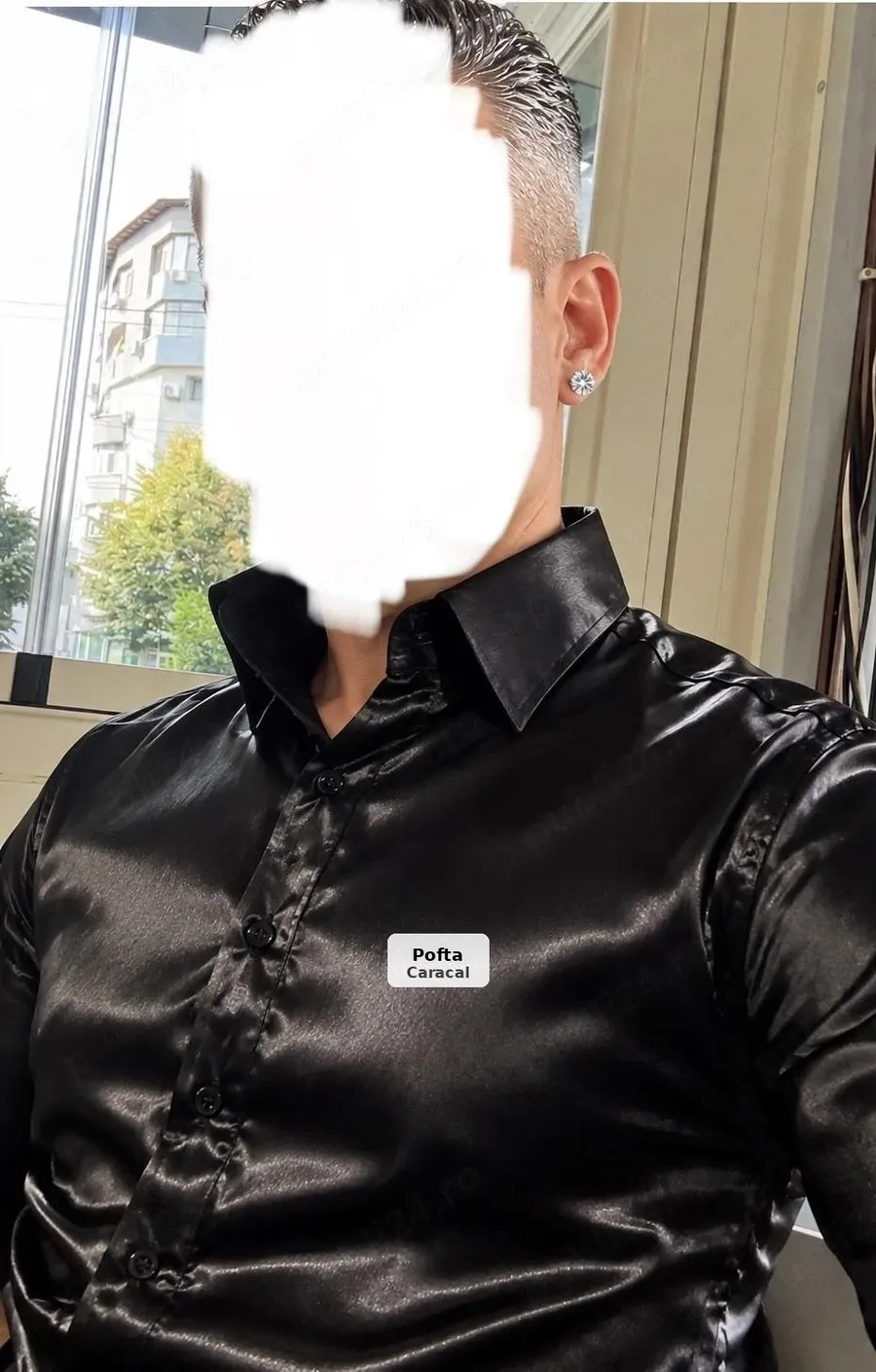 Discreet Man, 40 Years Old, Bucharest - 1/5