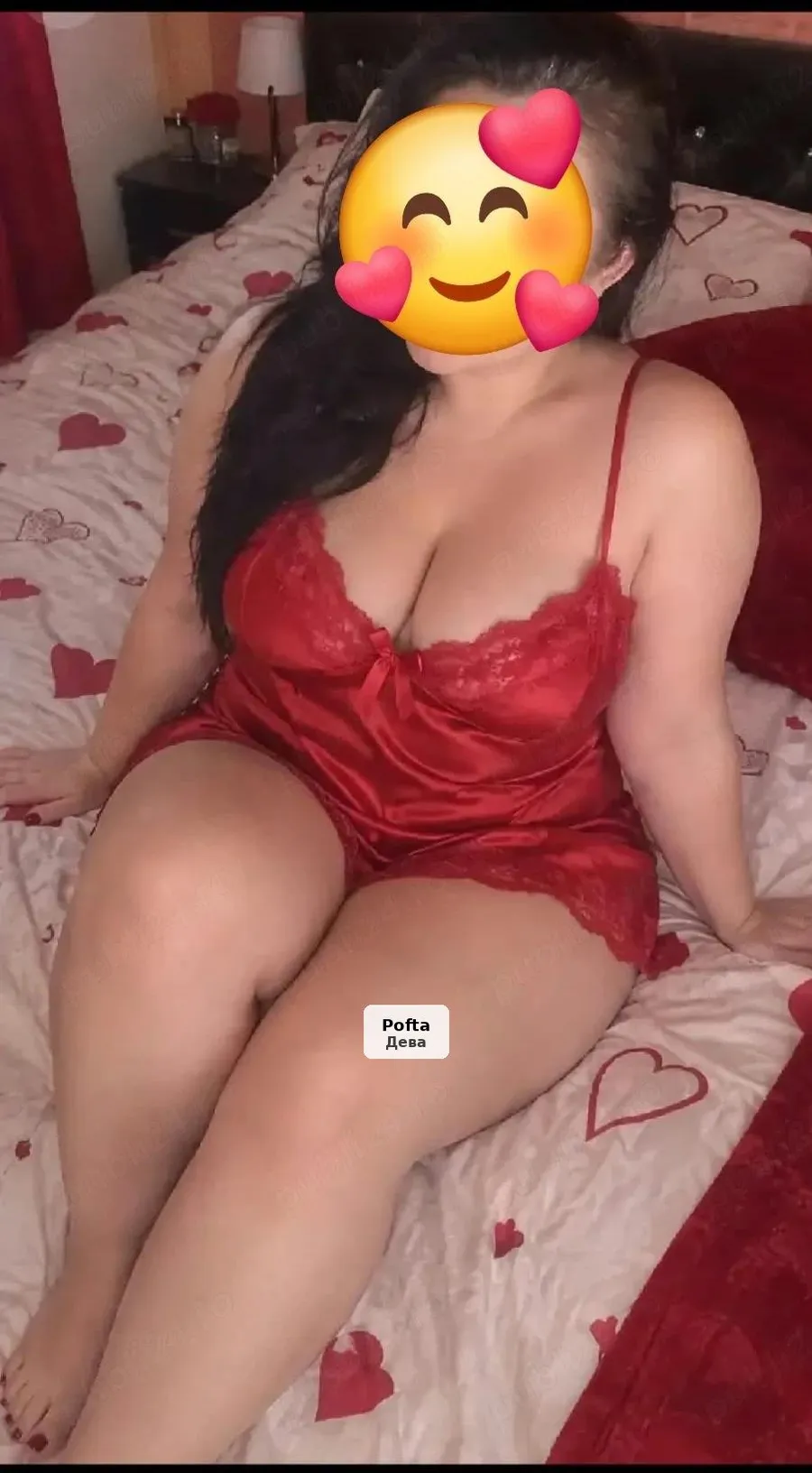 Lariy - Passionate Brunette, Private Location - 1/5