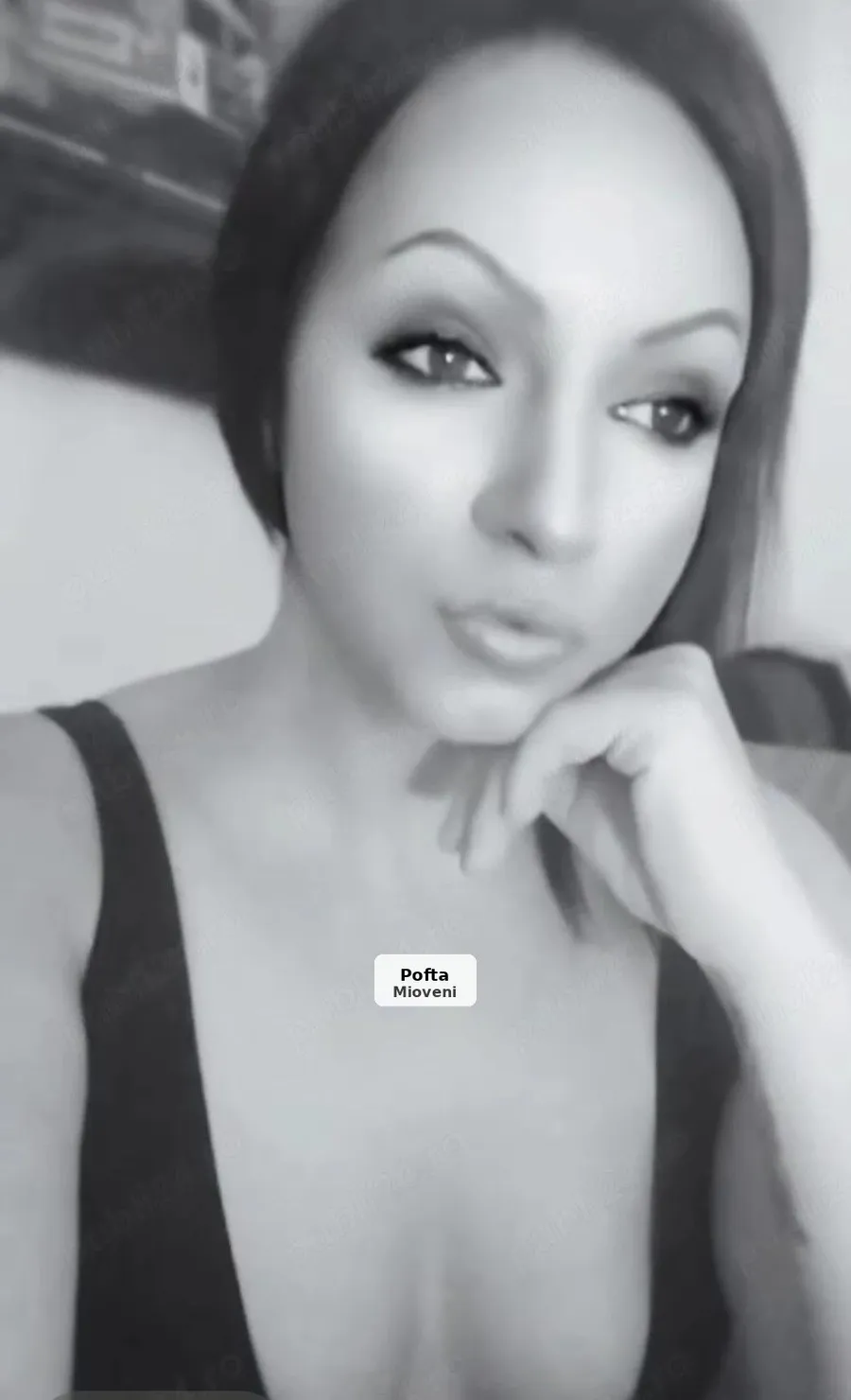 Cosmina, 27 ani, relaxare și pasiune - 1/4