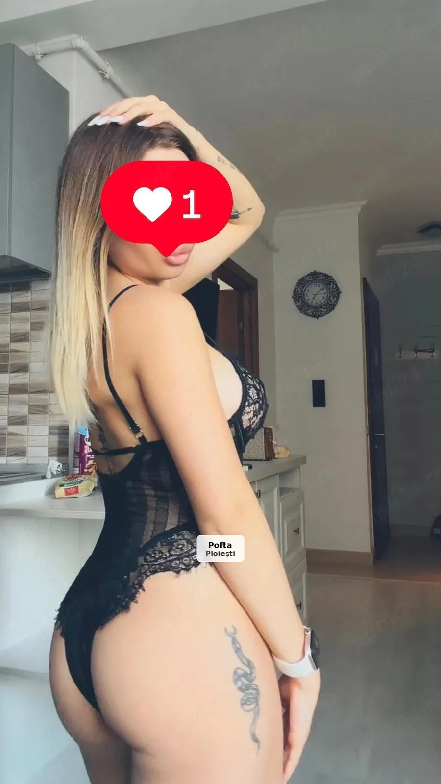 Alexandra, petite, at my place or travel - 1/1